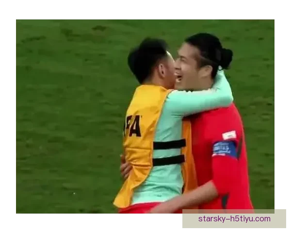 中国队高效取胜库拉索失误多