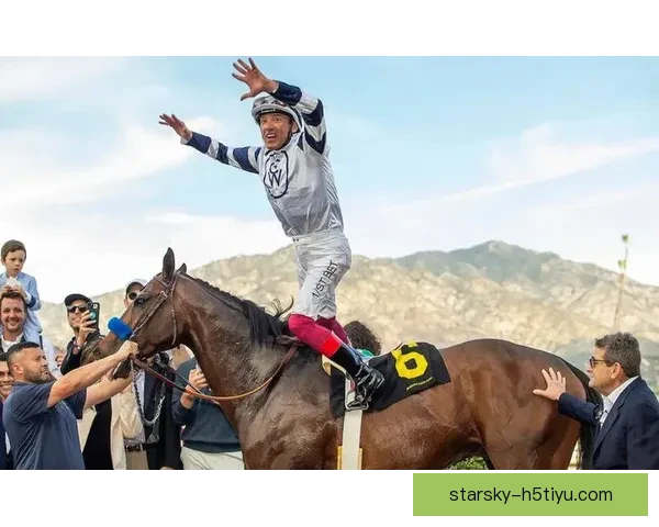 连续五届摘金成奥运第一人 古巴“摔跤之神”原地退役